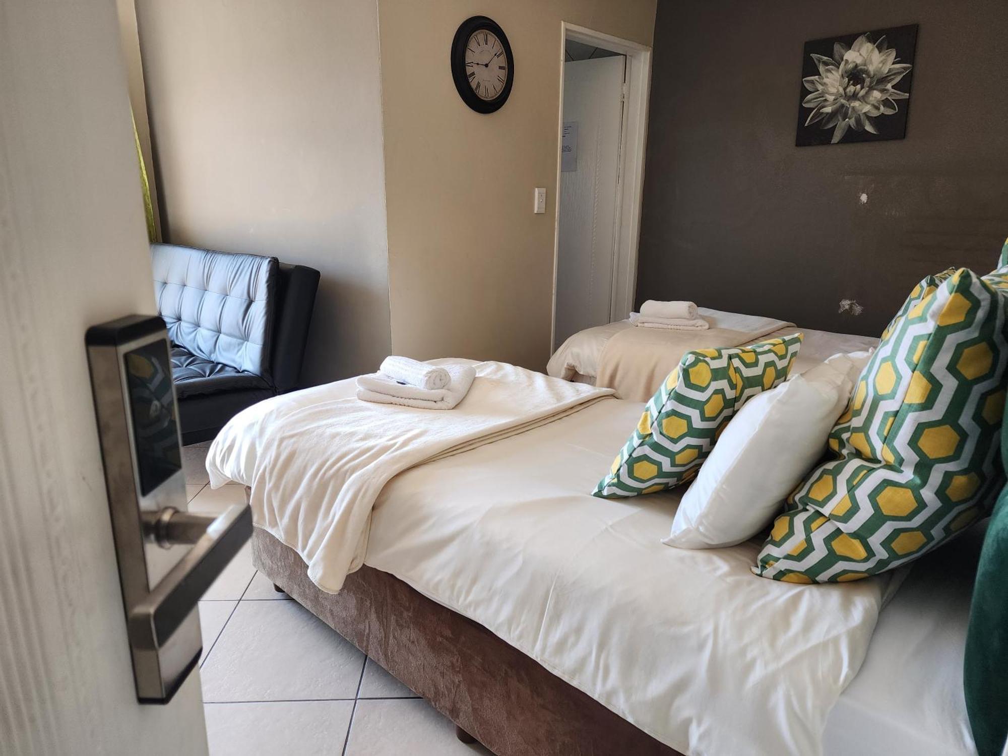 Southy Inn By The Lake Benoni Habitación foto